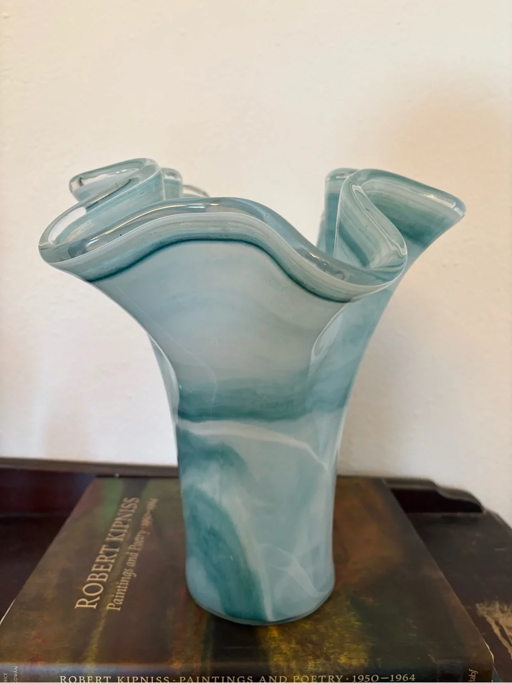 Murano Italy || Large Art Glass Vase Fan Ruffle Light Blue Aqua White 12” Tall